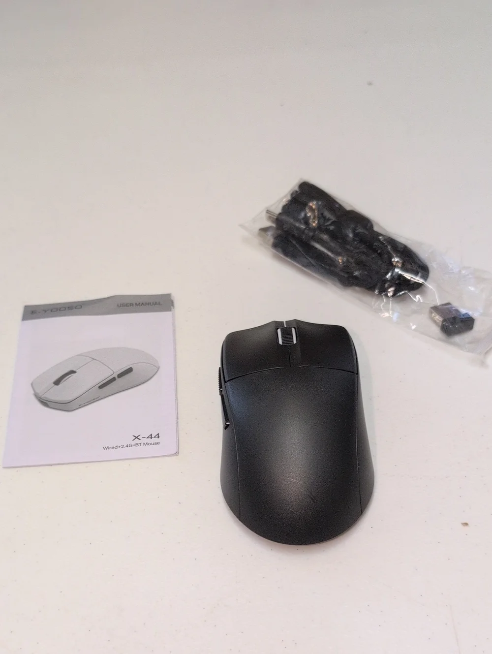 E-Young Black Wireless Optical Mouse - X-44. (95)